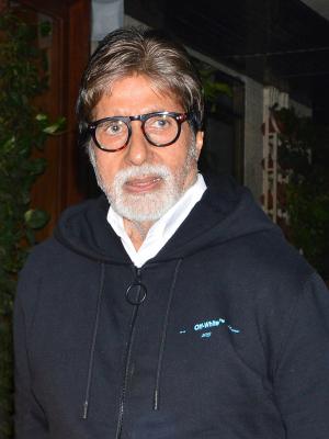 Here are 10 concise biographical points on Amitabh Bachchan: